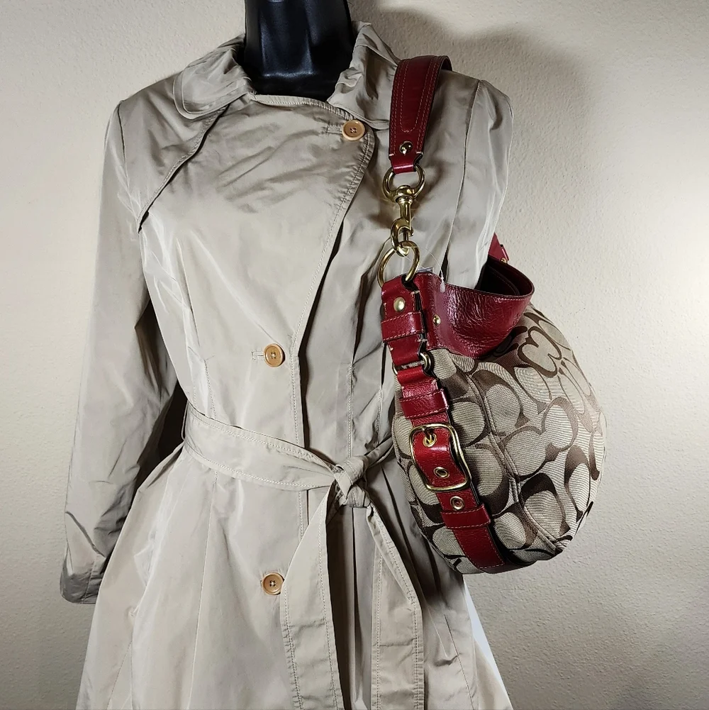 NWT Coach Signature Large Zoe #12674 - Picture 4 of 17